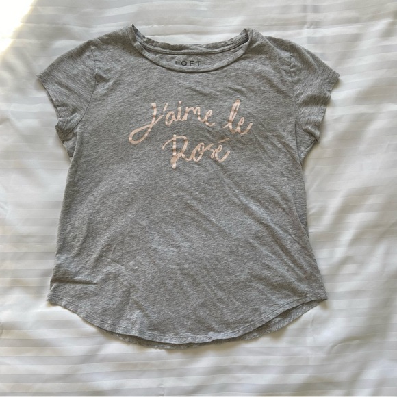 ⭐️💲5 add-on⭐️ LOFT - J’aime le rose T-shirt - EUC - Picture 3 of 9